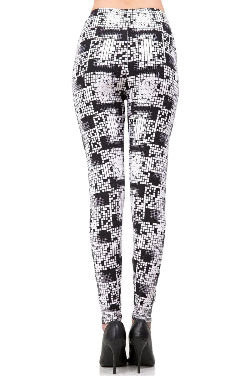 Women's Regular B&W Abstract Digital Look Pattern Printed Leggings